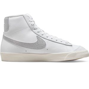 Nike Blazer Mid ‘77 SE Sneaker (women)